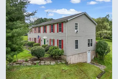  406 Florence Drive, Canadensis, PA 18325 - Photo 4