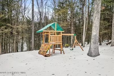  318 Ramblewood Drive, Saylorsburg, PA 18353 - Photo 6