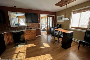 1152 Steele Cir, Bushkill, PA 18324 - Photo 6