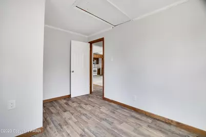  122 Kocher Lane, Wind Gap, PA 18091 - Photo 10