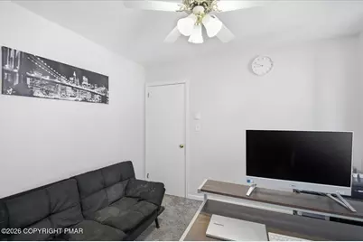  8824 Laird Drive, Stroudsburg, PA 18360 - Photo 18