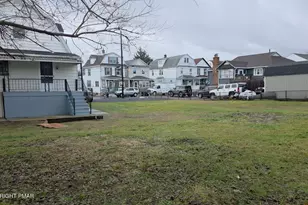 17 E Charles St, Plains, PA 18705 - Photo 24