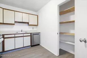 145 Snowshoe Ct, Mount Pocono, PA 18344 - Photo 8