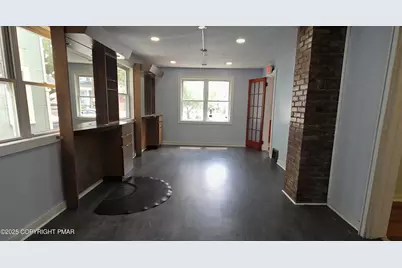  730 Monroe Street #Unit 1 First floor, Stroudsburg, PA 18360 - Photo 6