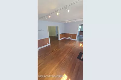  730 Monroe Street #Unit 1 First floor, Stroudsburg, PA 18360 - Photo 12