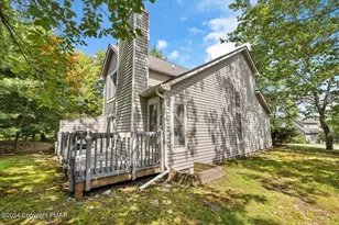 183 Hawthorne Ct, Tannersville, PA 18372 - Photo 4