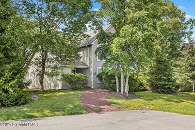  183 Hawthorne Court, Tannersville, PA 18372 - Photo 2