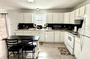 8440 Bear Trail Dr, Tobyhanna, PA 18466 - Photo 10