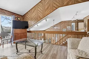 176 Manchester Dr, Bushkill, PA 18324 - Photo 36