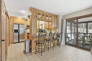 176 Manchester Dr, Bushkill, PA 18324 - Photo 14