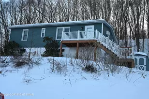 2123 Green Mountain Dr, East Stroudsburg, PA 18301 - Photo 4
