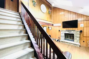 72 Creek View Dr E, Gouldsboro, PA 18424 - Photo 10