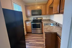 1130 W Main St, Stroudsburg, PA 18360 - Photo 10