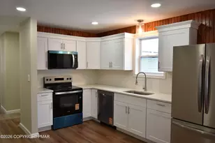 108 Stag Ct, Bushkill, PA 18324 - Photo 16