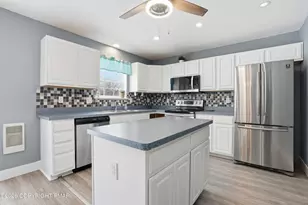 959 Cricket Ln, Long Pond, PA 18334 - Photo 24