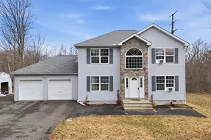 959 Cricket Ln, Long Pond, PA 18334 - Photo 1