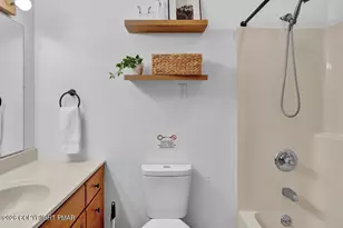 301 Wyomissing Dr, Pocono Lake, PA 18347 - Photo 26