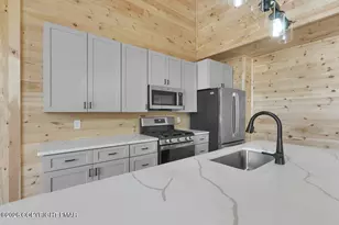 219 Petrarch Trail, Albrightsville, PA 18210 - Photo 10