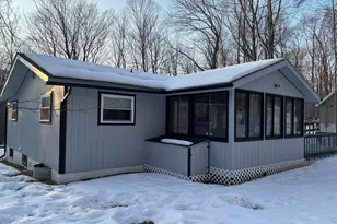 58 Locust Ln, Covington Township, PA 18424 - Photo 4