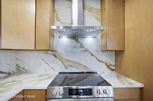 402 Shiny Mountain Ct, Greentown, PA 18426 - Photo 34