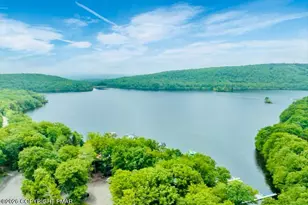 22 Mountainwoods Dr, Lake Harmony, PA 18624 - Photo 1