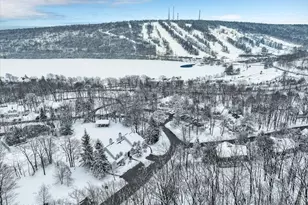 22 Mountainwoods Dr, Lake Harmony, PA 18624 - Photo 46