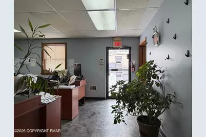  200 N 1st Street, Stroudsburg, PA 18360 - Photo 6