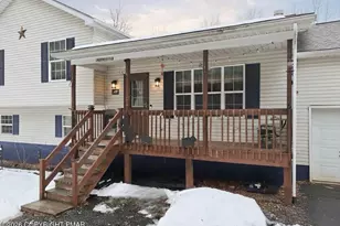 199 Magic Mountain Rd, Henryville, PA 18332 - Photo 4