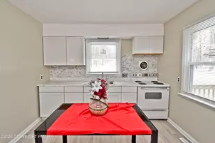 34 Walbert Dr, Stroudsburg, PA 18360 - Photo 4