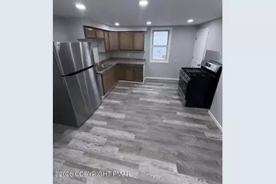  461 Madison Street, Wilkes Barre, PA 18705 - Photo 2