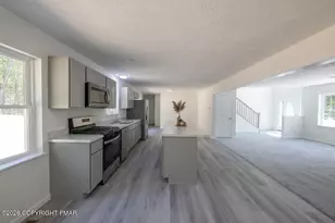 2319 White Oak Dr, East Stroudsburg, PA 18301 - Photo 10