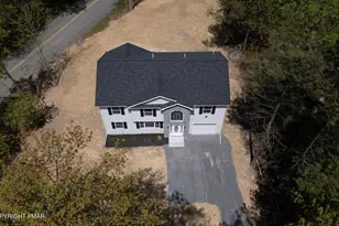 2319 White Oak Dr, East Stroudsburg, PA 18301 - Photo 6