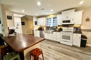 9 Sassafras Rd, Lake Harmony, PA 18624 - Photo 8