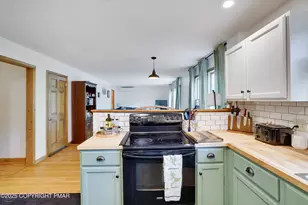 113 Hemlock Rd, Tannersville, PA 18372 - Photo 12