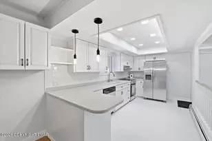 423 Oak St, Cresco, PA 18326 - Photo 10