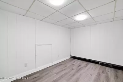  423 Oak Street, Cresco, PA 18326 - Photo 30