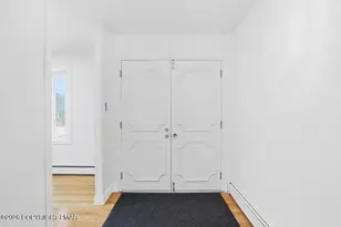 423 Oak St, Cresco, PA 18326 - Photo 4