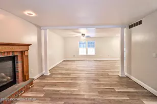 2015 Gorden Ridge Dr, East Stroudsburg, PA 18302 - Photo 10