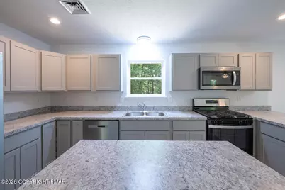  8321 Utopia Lane, East Stroudsburg, PA 18302 - Photo 8