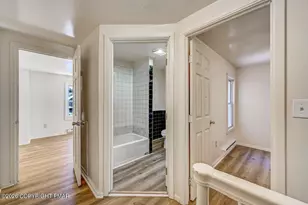 113 N 1st St, Stroudsburg, PA 18360 - Photo 22