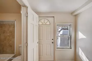 113 N 1st St, Stroudsburg, PA 18360 - Photo 18