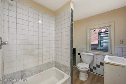  113 N 1st Street, Stroudsburg, PA 18360 - Photo 26