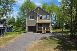 48 Grandview Dr, Lake Ariel, PA 18436 - Photo 2