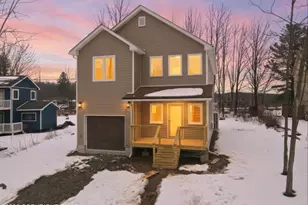 48 Grandview Dr, Lake Ariel, PA 18436 - Photo 1