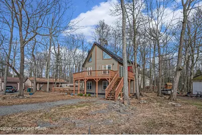  252 Greenbriar Circle, Tobyhanna, PA 18466 - Photo 4