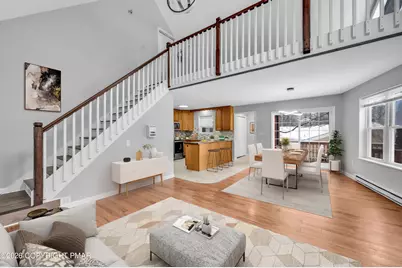  252 Greenbriar Circle, Tobyhanna, PA 18466 - Photo 12