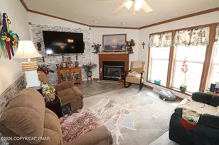 1233 Valley Forge Dr, Walnutport, PA 18088 - Photo 18