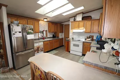  1233 Valley Forge Drive, Walnutport, PA 18088 - Photo 8