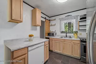 9205 Westwood Dr, Tobyhanna, PA 18466 - Photo 16