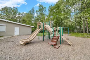 9205 Westwood Dr, Tobyhanna, PA 18466 - Photo 46